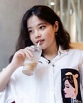 Phạm Bùi Nhật My Sinh Viên Năm Nhất Tập Show Hàng Trước Gươn