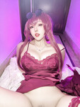 một nàng coser ngực nở mông to khoe hàng ???????? dưới mô tả nha
