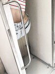 Chụp lén em gái trên xe lửa