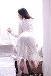 Em mẫu ruột nude cùng bộ trang phục áo dài
