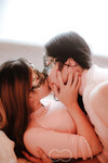 Em mẫu ruột nude cùng bộ trang phục áo dài