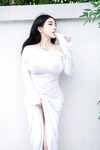 Album: Sự Quyến Rũ Quý Phái Với Chiếc Đầm Trắng Tinh Khiết