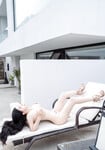 Album: Sự Quyến Rũ Quý Phái Với Chiếc Đầm Trắng Tinh Khiết
