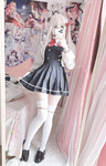 Em gái cosplay t tìm từ mấy ảnh tiktok sang :)))