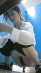 Chụp lén chị em đi đái