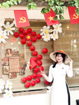 Trên 18 tuổi lụm