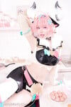 Gái Việt ZinieQ (@zinie) cosplay Varesa từ Genshin Impact