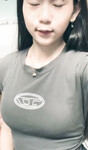 Vú bự hay móc
