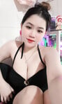 Em gái xinh Thảo Hiền show vú quá to của mình