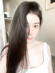 Đi công tác bên TQ cũng được sướng với người bạn đẹp
