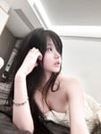 Đĩ dâm lồn hồng trg hình hài em loli dễ thương