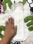 quần lót dính nước lồn gái xinh