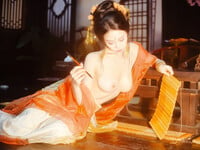 Công chúa vú to chân dài nhìn là muốn mút chụp ảnh nude