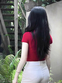 ngồi sục cả ngày