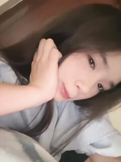 Em nứng quá các anh