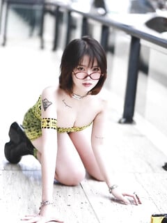 Lên cho ae con đĩ tiktokker Bùi Nguyễn Minh anh cho ae sục n