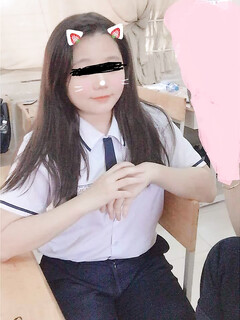 Mỗi bộ ảnh là 1 em bé. Này là em bé Trân