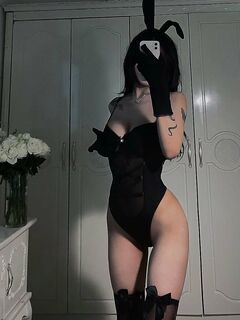 có anh thèm thịt thỏ k(⁠◕⁠દ⁠◕⁠)