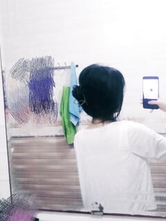 Tìm bà này bị trôi