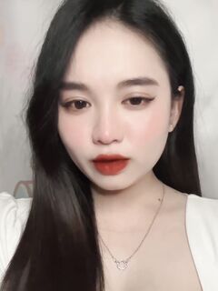E nứng
