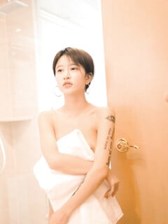 Gái xinh chụp ảnh nude xinh vkl