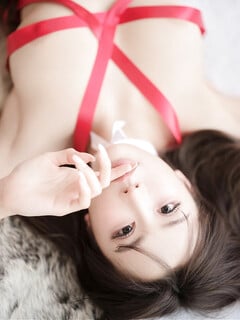 Em hot girl tuyệt đẹp ánh mắt long lanh dễ thương
